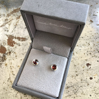 Birthstone Stud Earrings January: Garnet & Silver