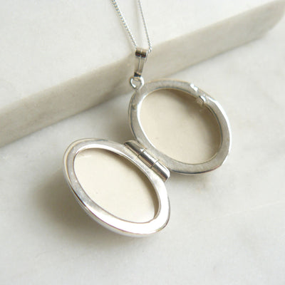 Plain Oval Locket Necklace in Sterling Silver